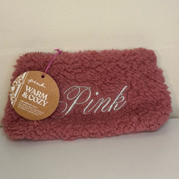 PINK Warm & Cozy Sherpa Fleece Cosmetic Makeup Accessory Storage Bag - Picture 2 of 5